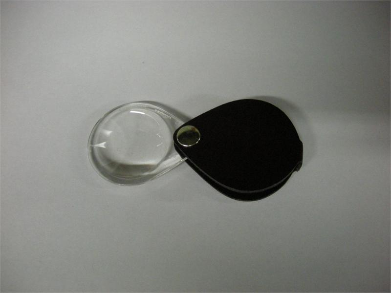 Eschenbach 1740-130 Folding Pocket Magnifier